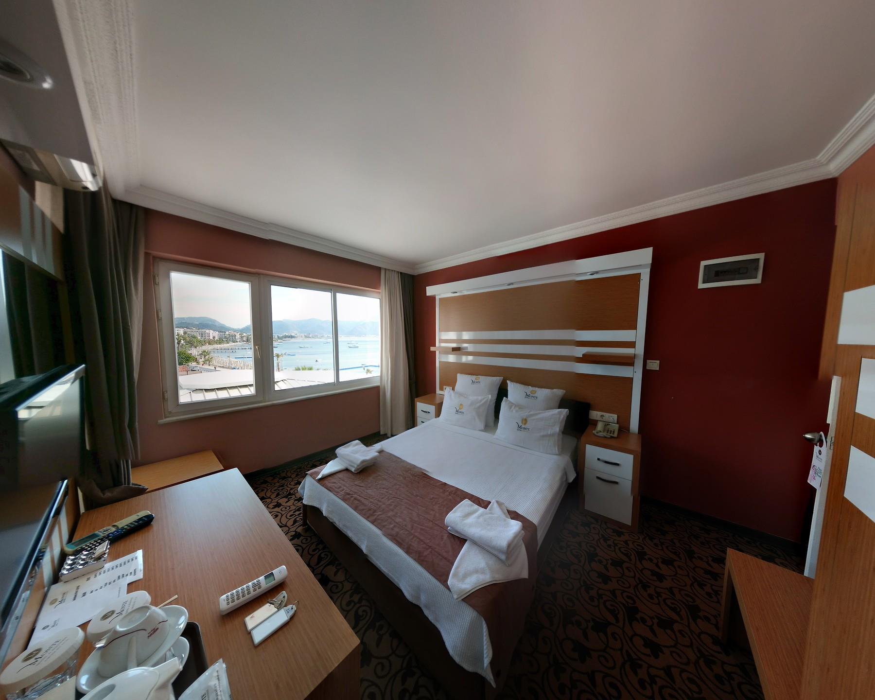 Monte Hotel & Brasserie. Фото 3