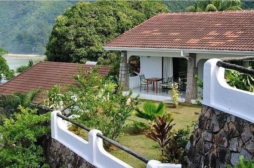 Eden's Holiday Villas. Фото 1