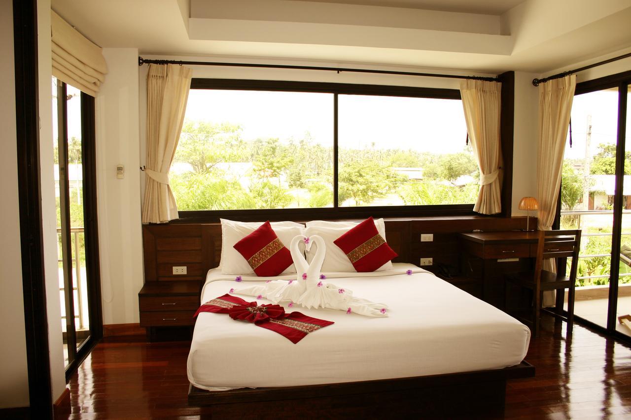 Chaweng Lakeview Condotel. Фото 4