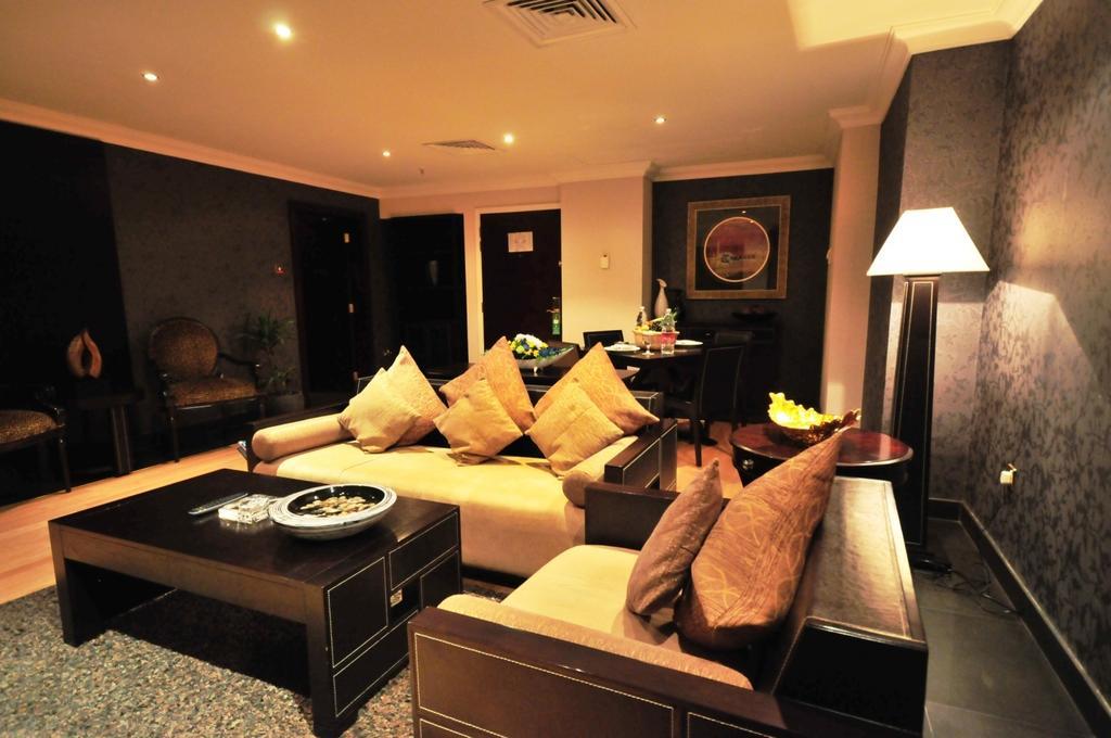 Abjad Grand Hotel. Фото 2