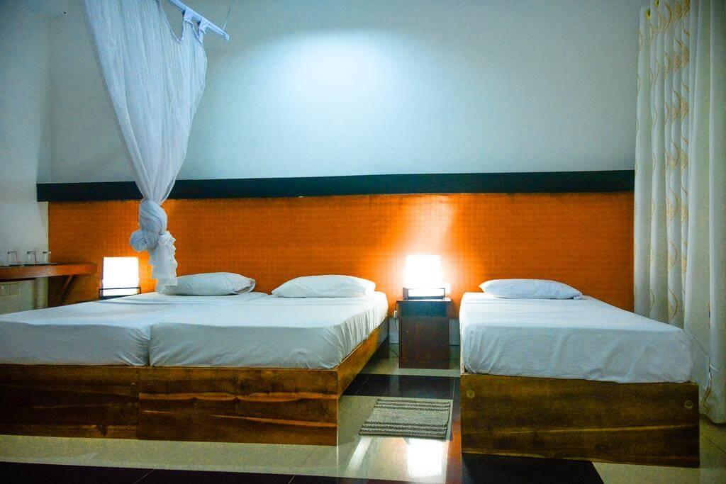 Rainbow Beach Hotel. Фото 4