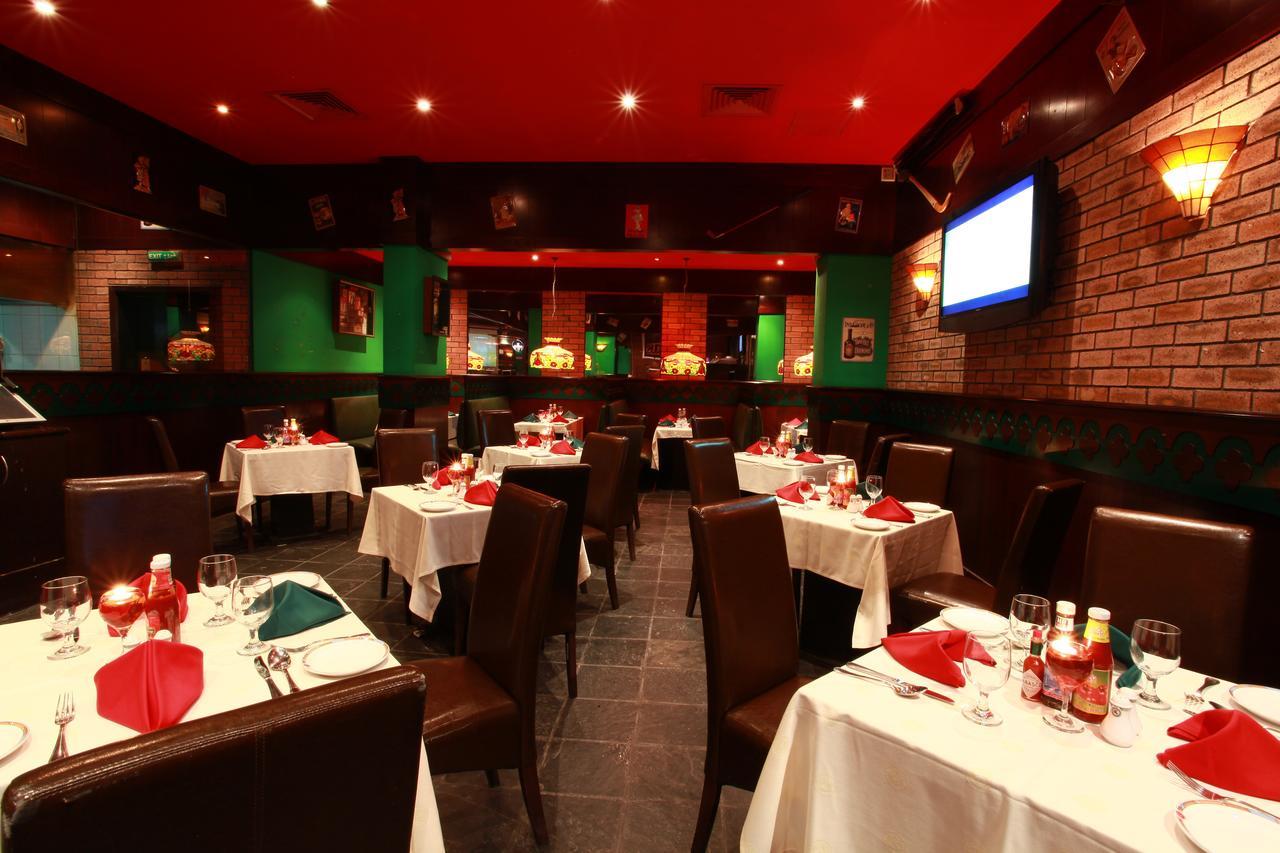 Ramee Palace All Suites Hotel. Фото 2