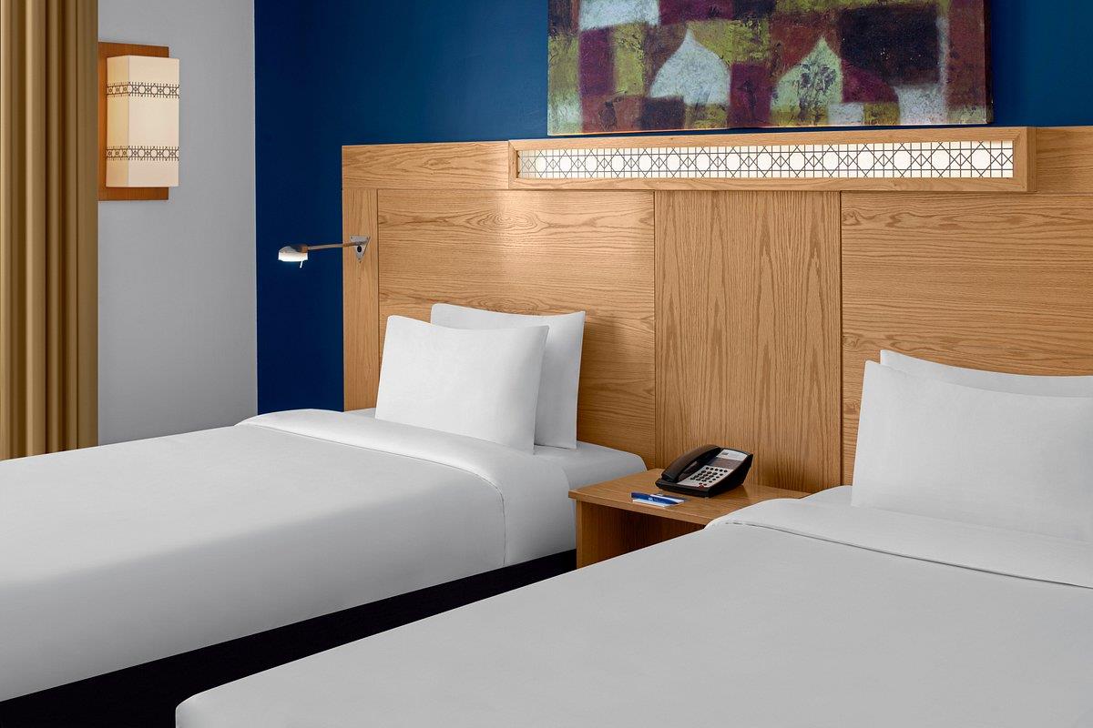 Holiday Inn Express Dubai Airport. Фото 3