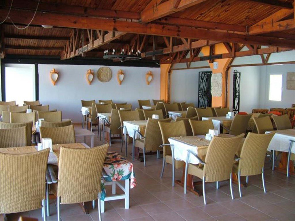 Turihan Beach Hotel. Фото 2
