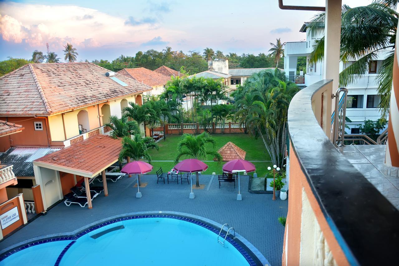 Paradise Holiday Village. Фото 2