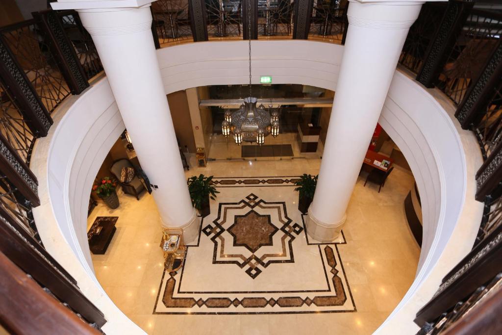 Al Hamra Hotel. Фото 4