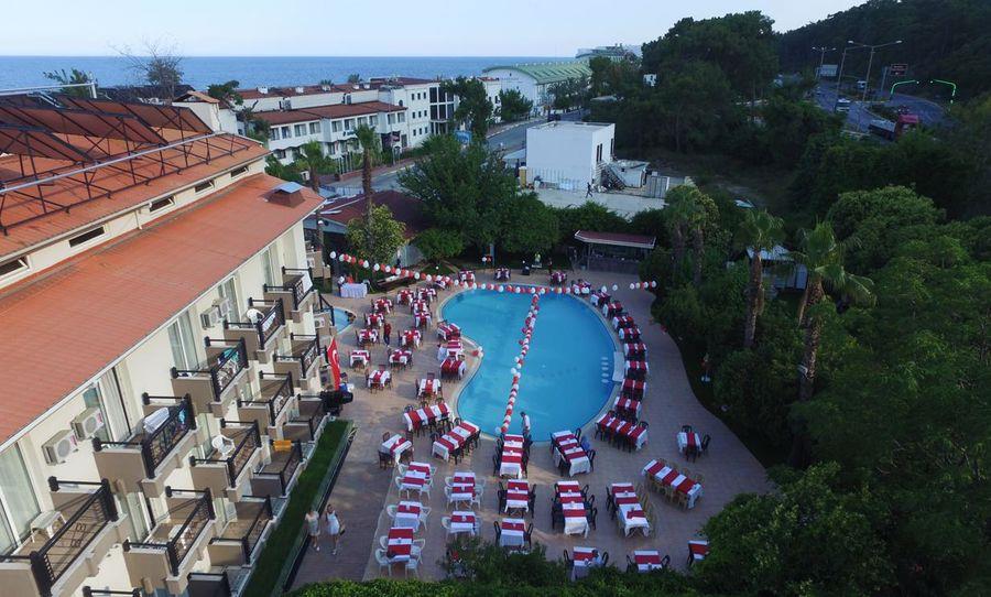 Rios Beach Hotel. Фото 2