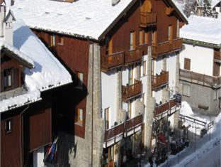 Residence Le Grand Chalet Courmayeur. Фото 4