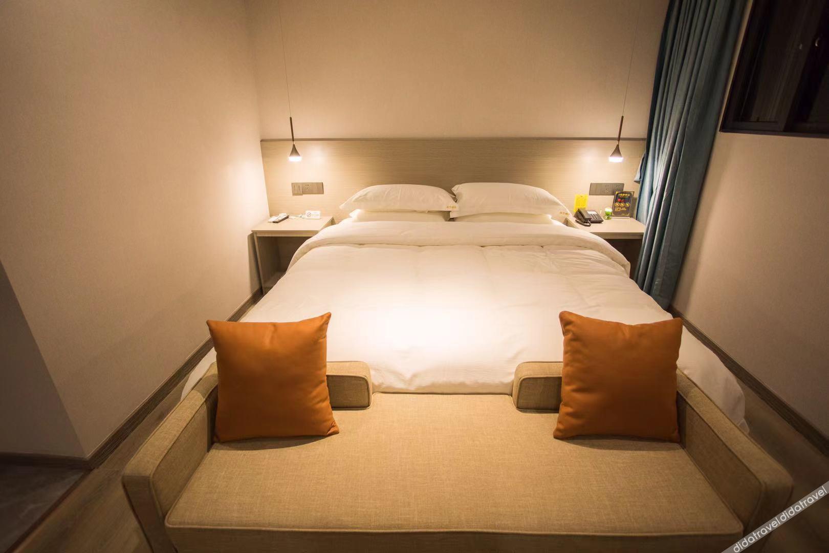 Lishui Orange Business Hotel. Фото 2