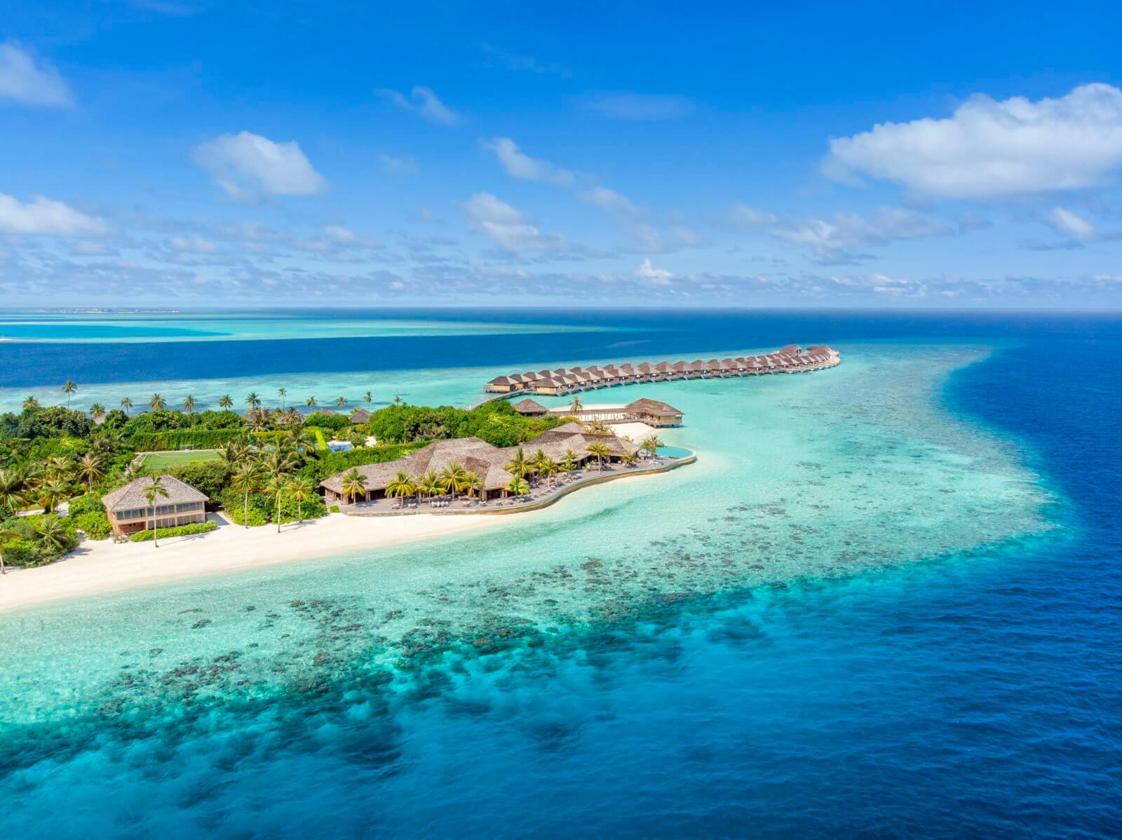 Hurawalhi Island Resort. Фото 1