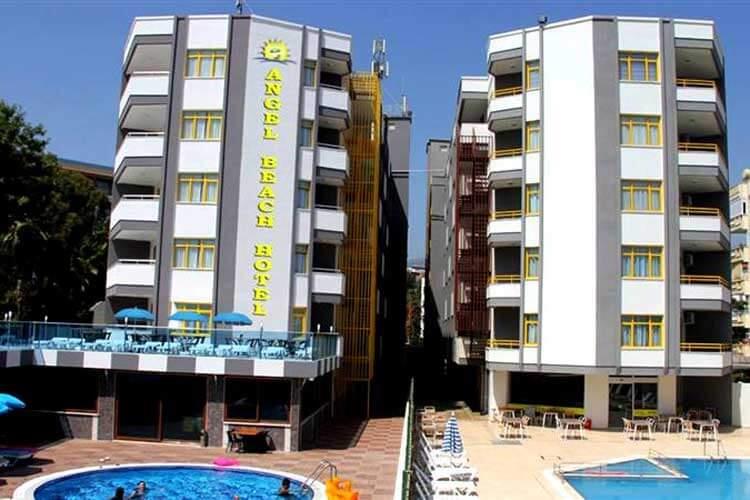 Vella Beach Hotel. Фото 1