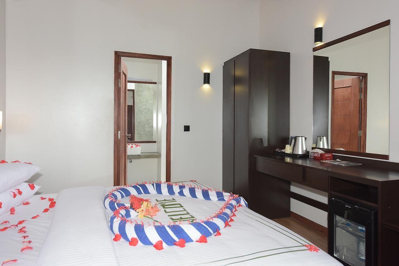 Madi Finolhu. Фото 2