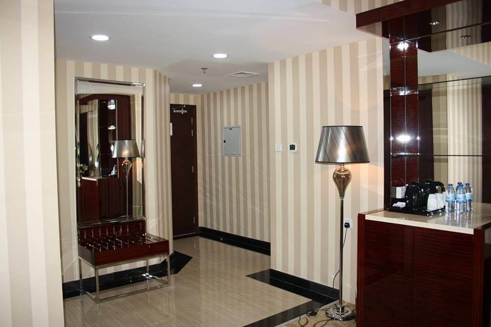 Al Salam Grand Hotel. Фото 2