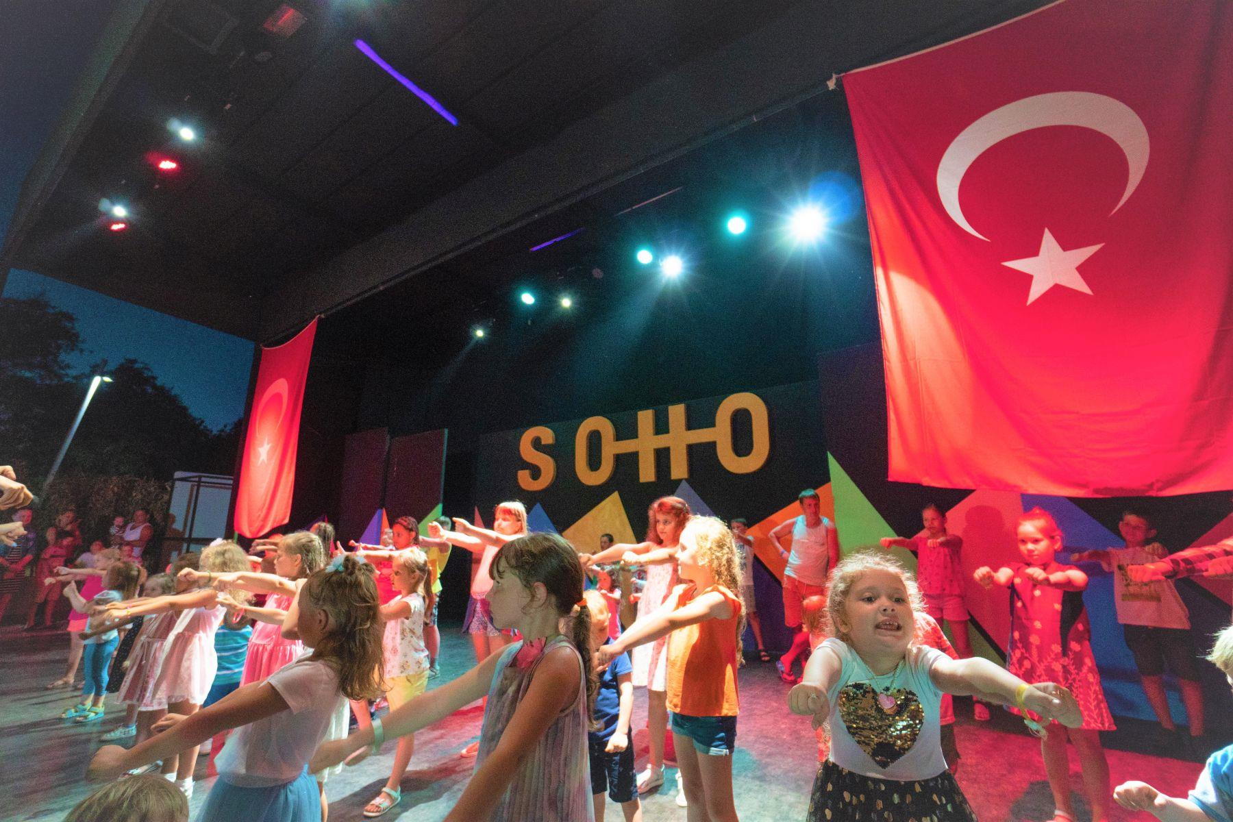 Belek Soho Beach Club. Фото 2