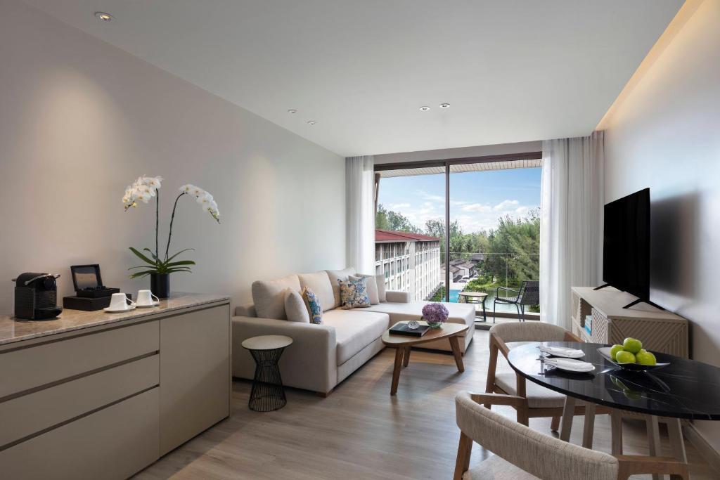 Avani+ Khao Lak Resort. Фото 4