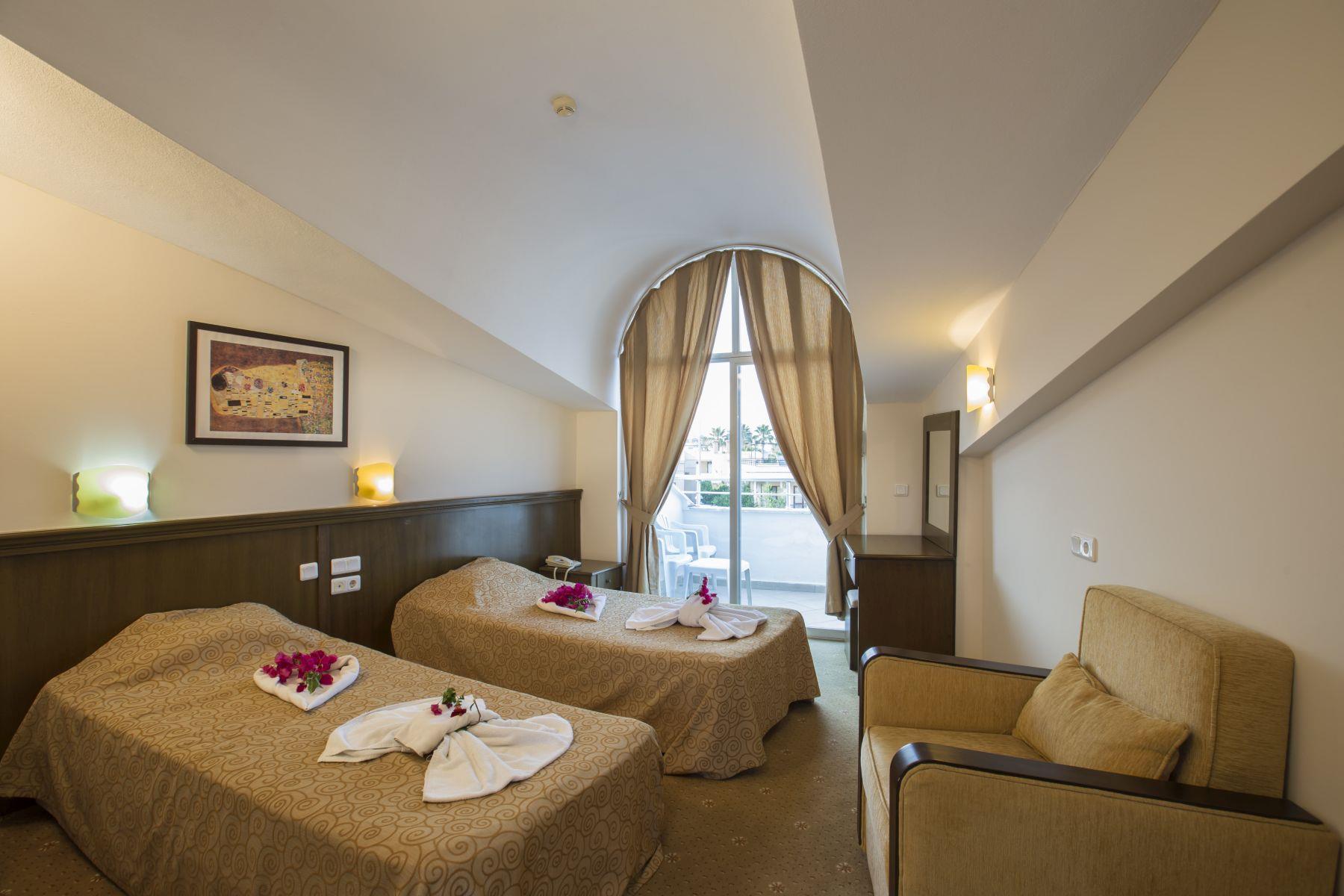 Elamir Felizya Hotel. Фото 2