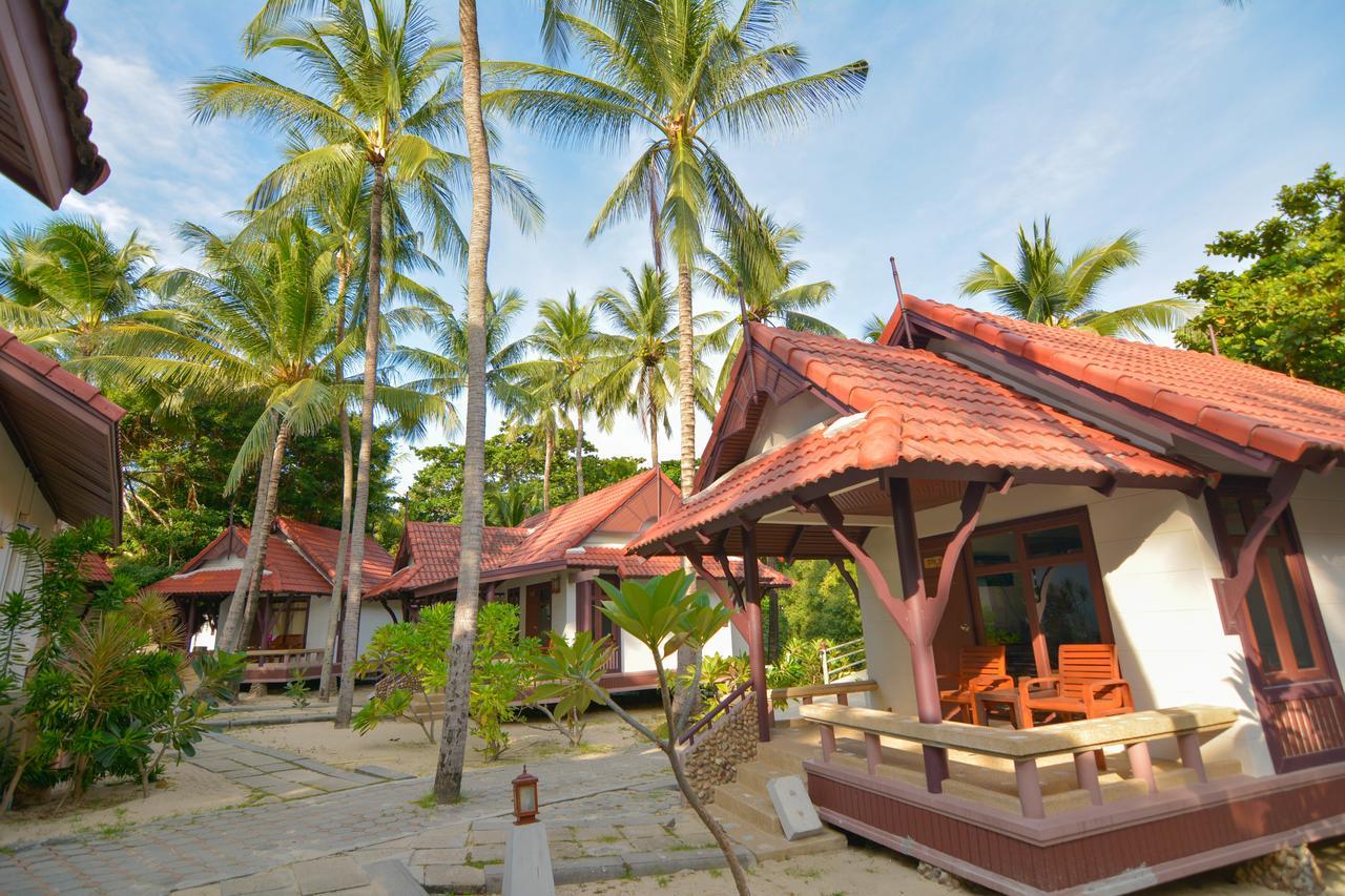 First Bungalow Beach Resort. Фото 3