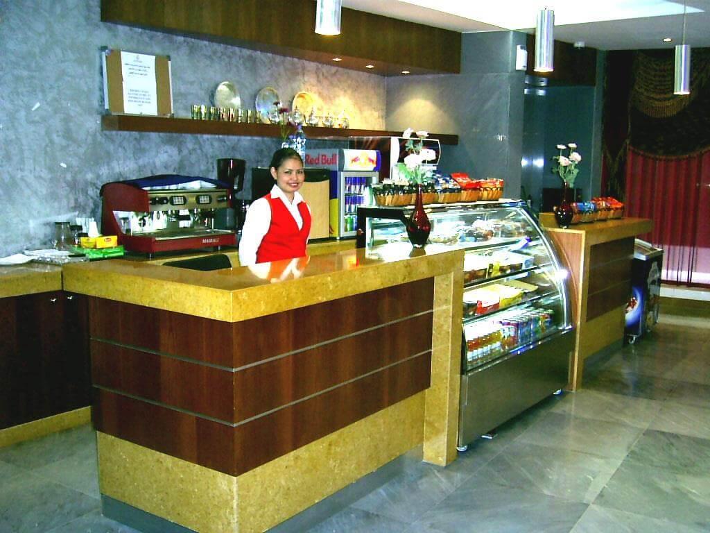 Golden Crown Hotel Apartment. Фото 3