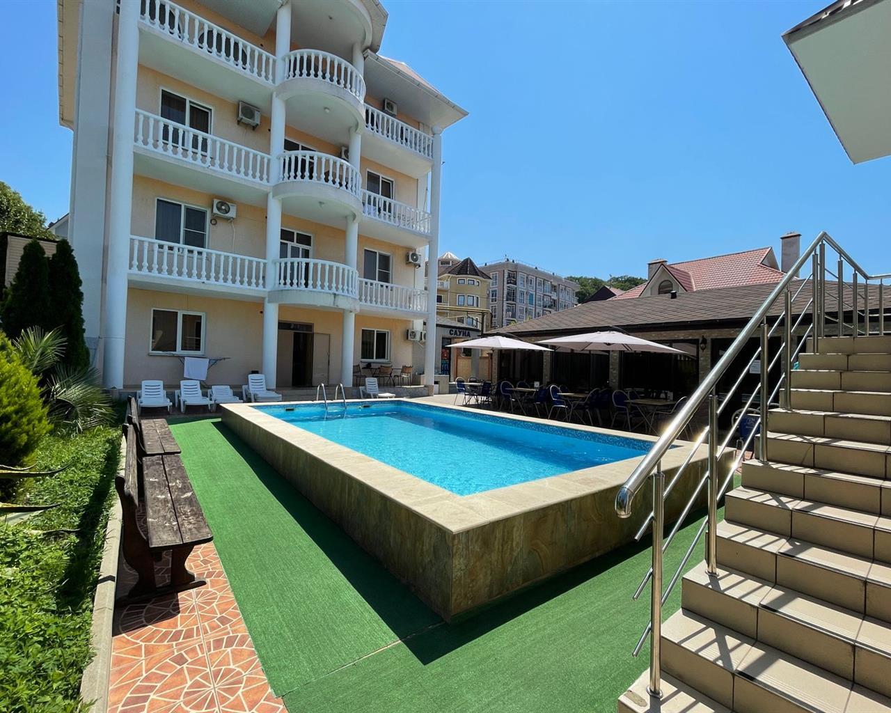 Анадель Клевер. Фото 1