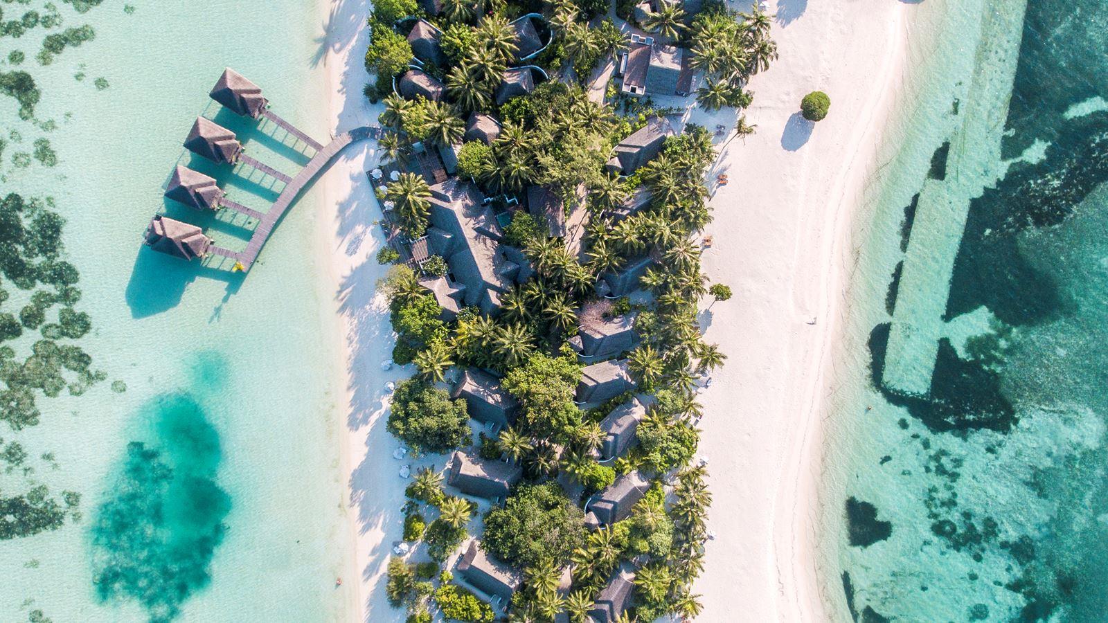 LUX* South Ari Atoll. Фото 2