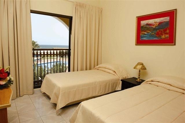 Barracuda Beach Resort. Фото 2