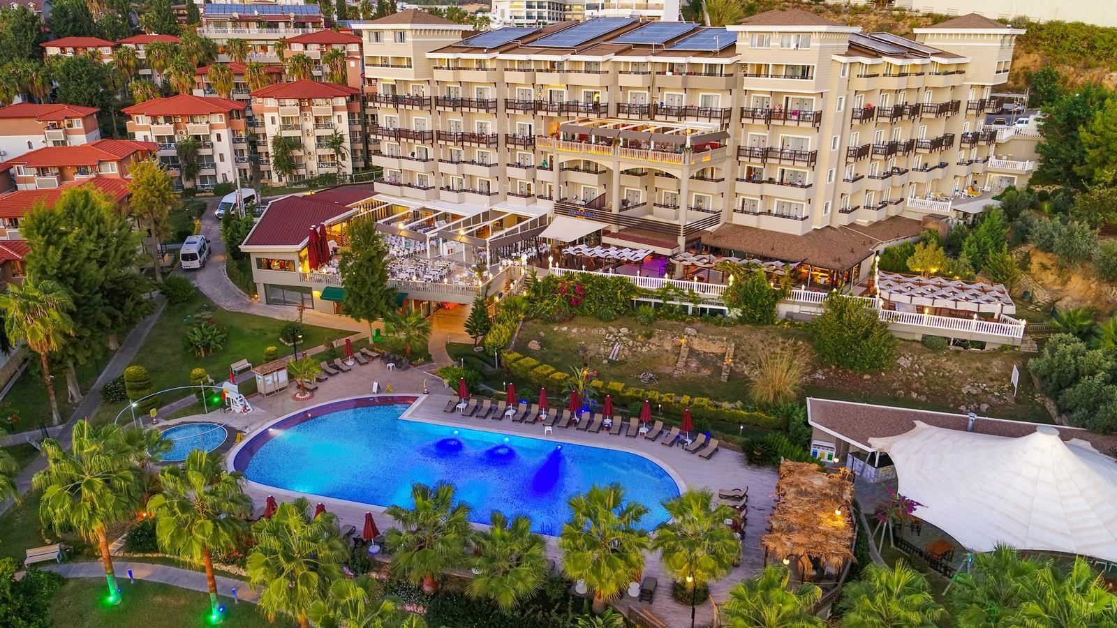 Justiniano Deluxe Resort Hotel. Фото 1