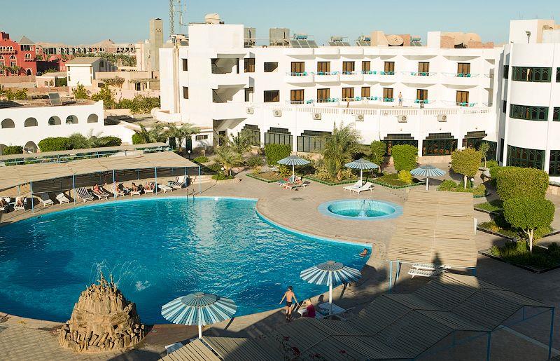 El Samaka Desert Inn. Фото 1