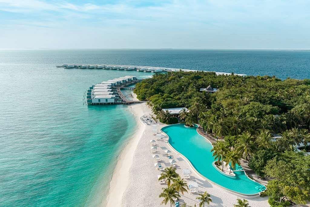 Amilla Maldives Resort and Residences. Фото 2