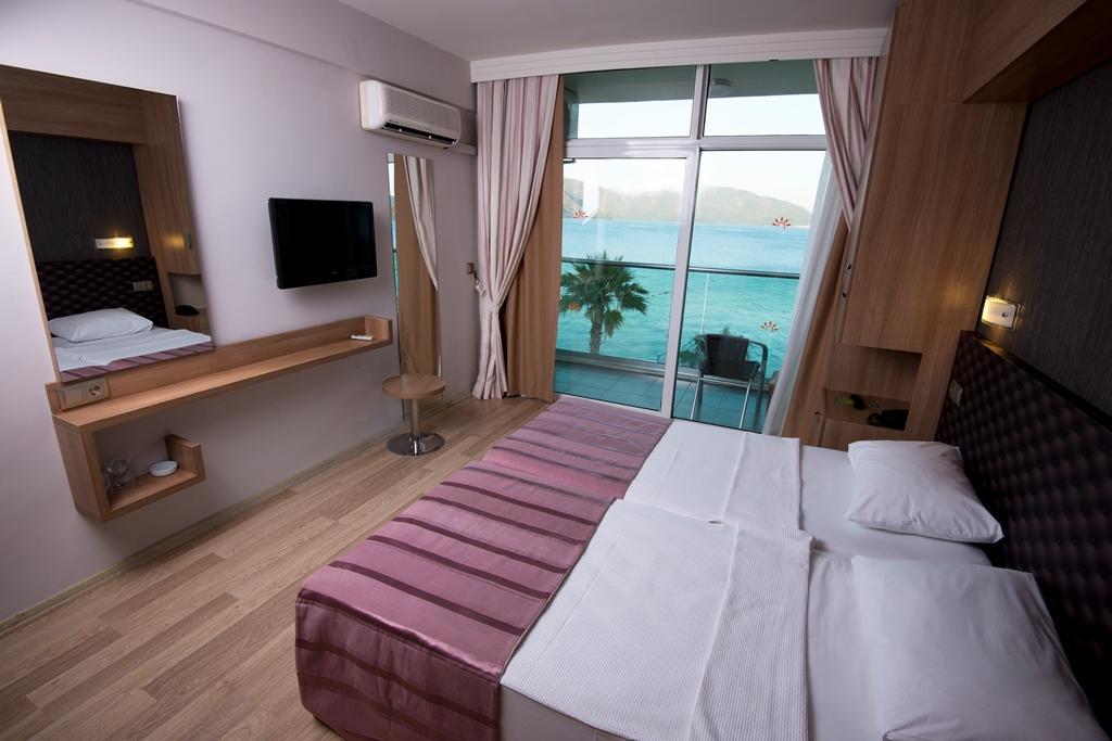 Poseidon Hotel. Фото 3