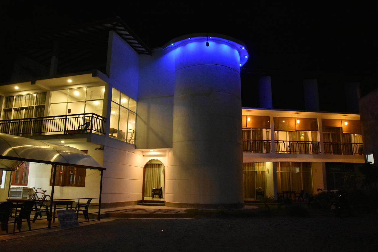 Imona Resort Mirissa. Фото 1