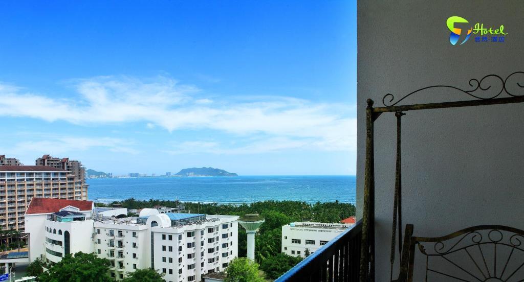 J Hotel (Natural Hot Spring). Фото 4