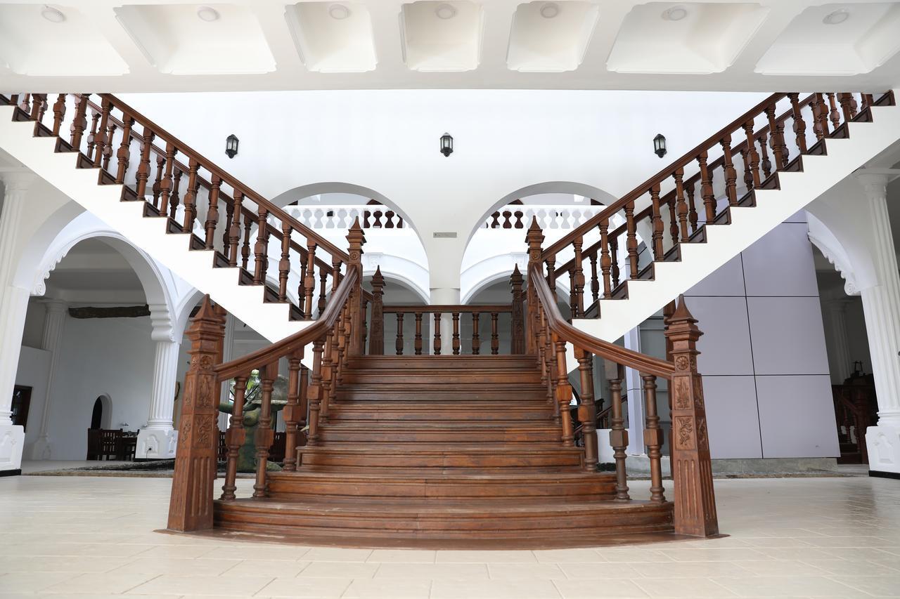 Joe`s Resort. Фото 3