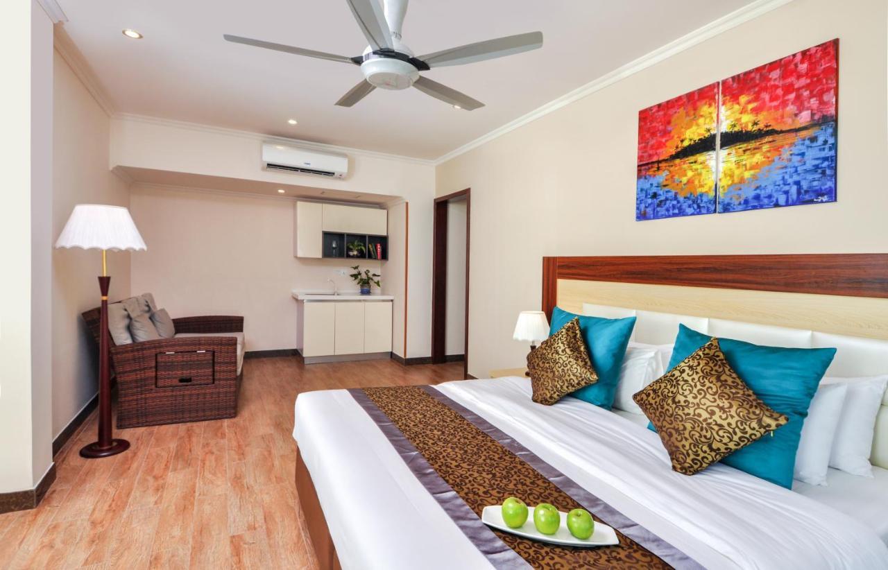 Triton Beach Hotel & Spa. Фото 3