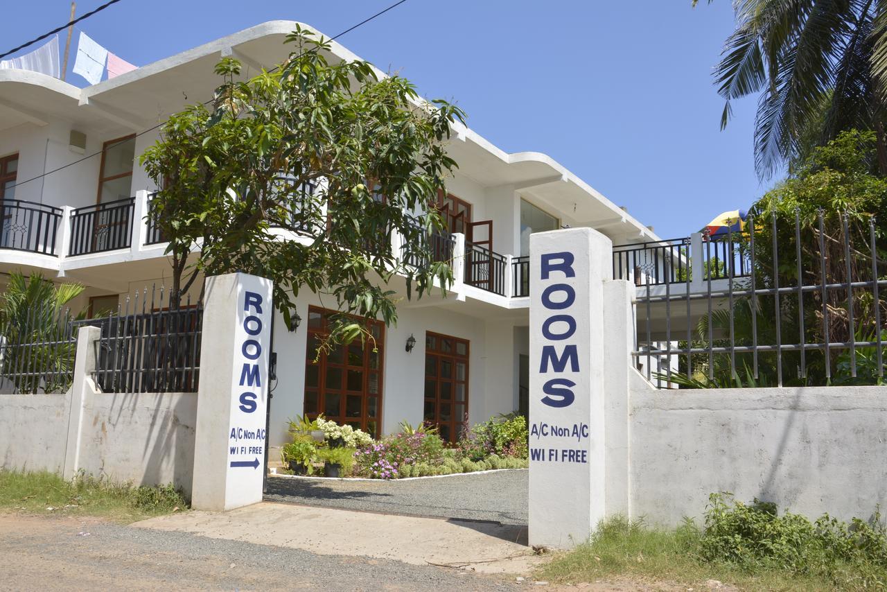 Araliya Blue Beach View Hotel. Фото 1