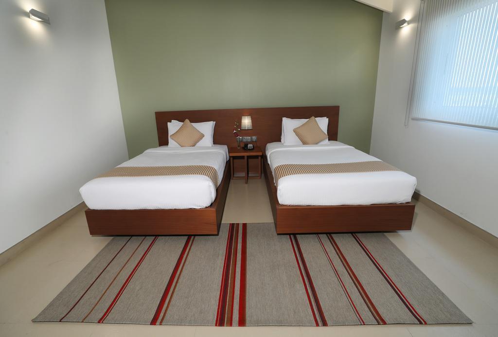 Al Bander Hotel & Resort. Фото 3