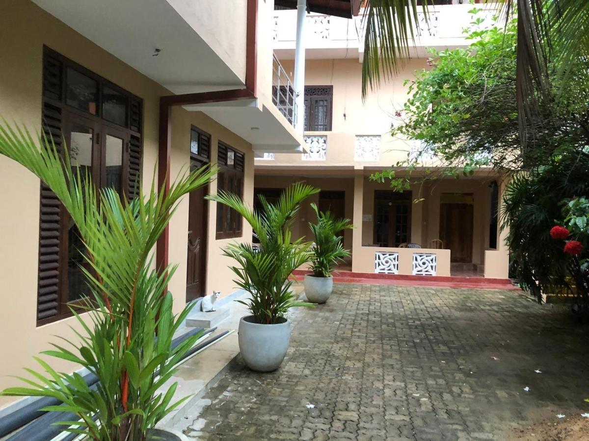 Kumara Guest House & Apartment. Фото 1