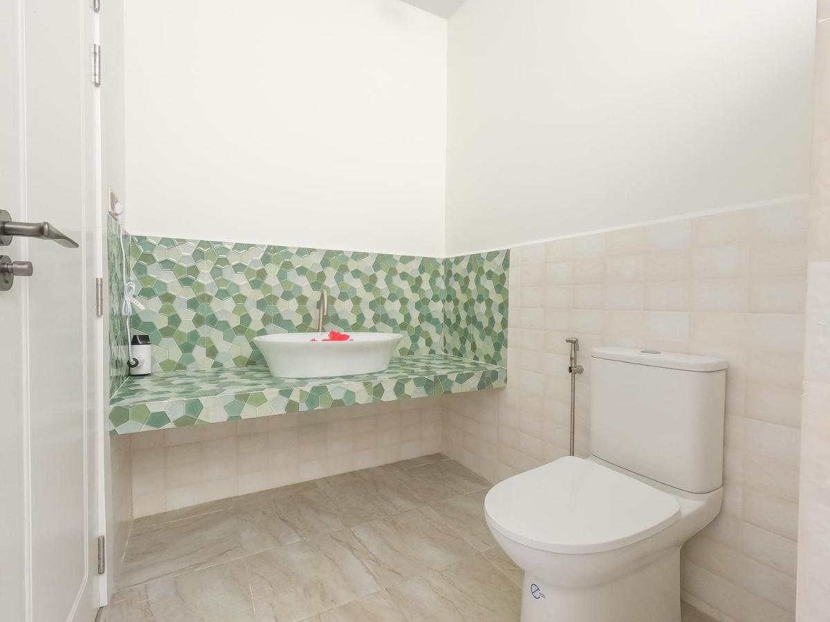 Hakuna Maldives (Thoddoo). Фото 2