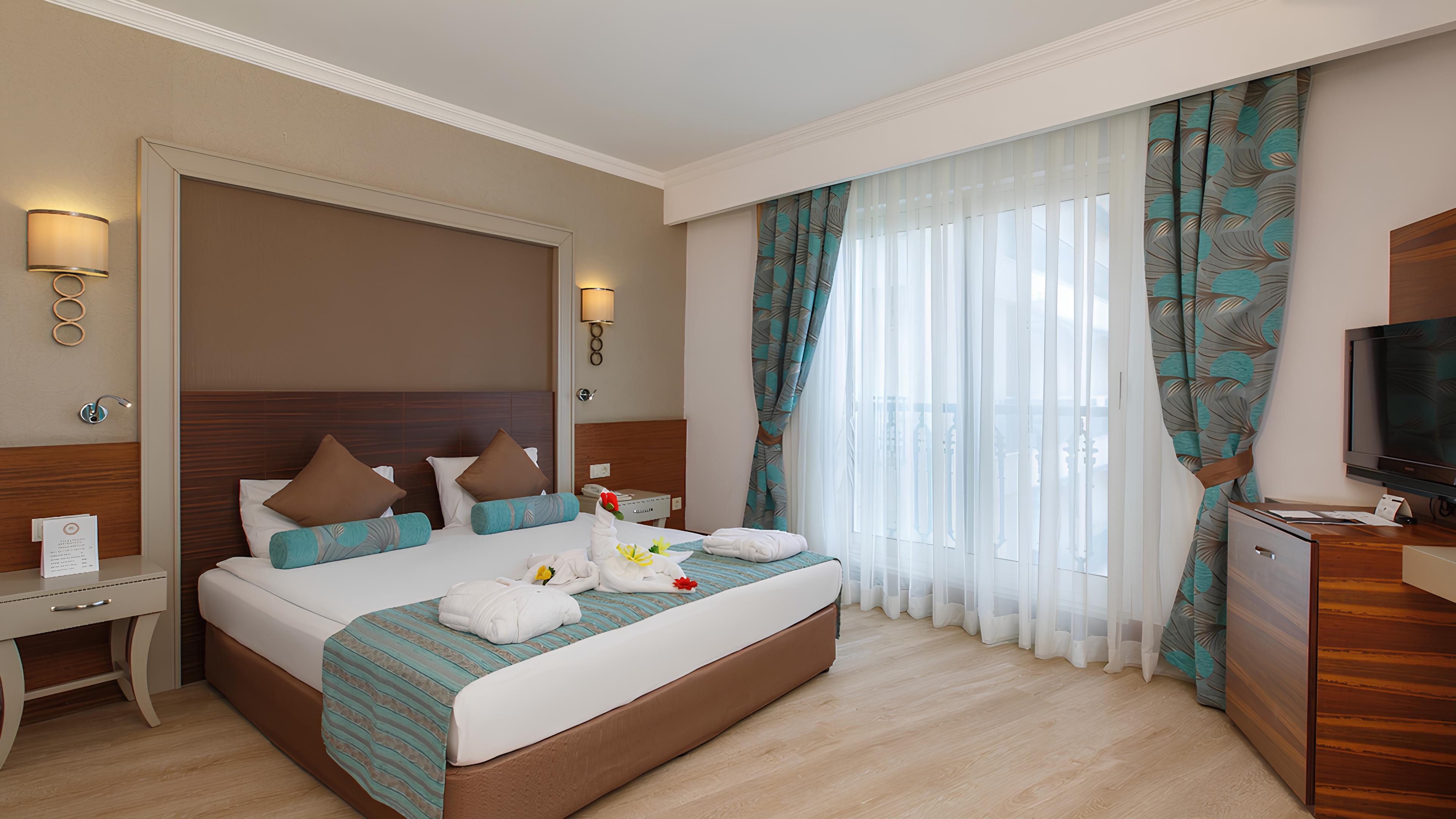 Side Crown Palace. Фото 4