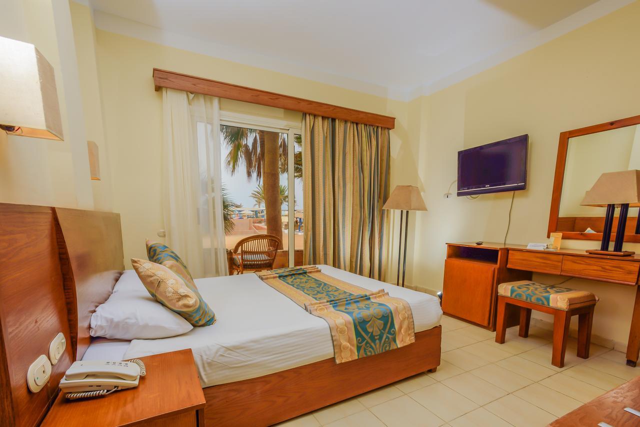 Royal Star Empire Beach Resort. Фото 2