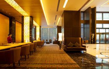 Celebrity City Hotel. Фото 1