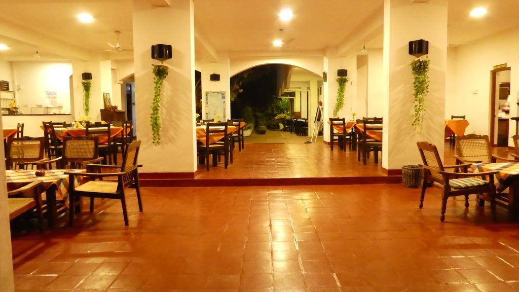 Hotel Hemadan. Фото 3