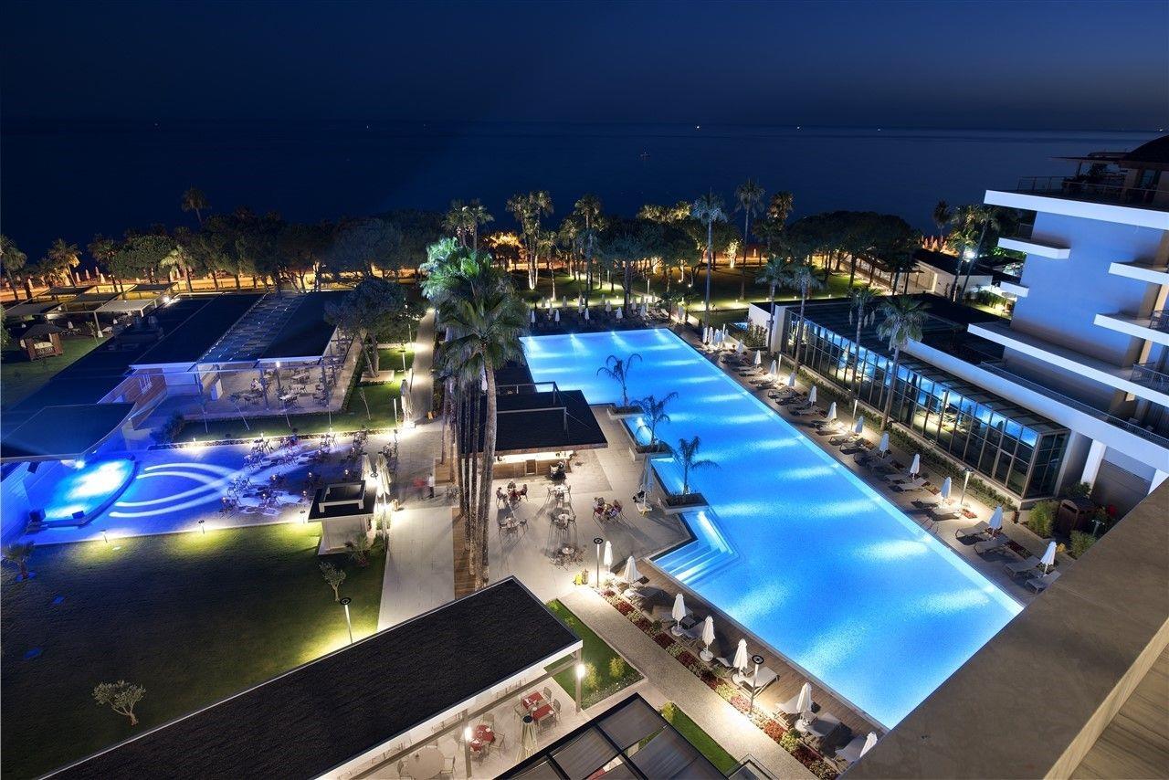 Acanthus & Cennet Barut Collection. Фото 4