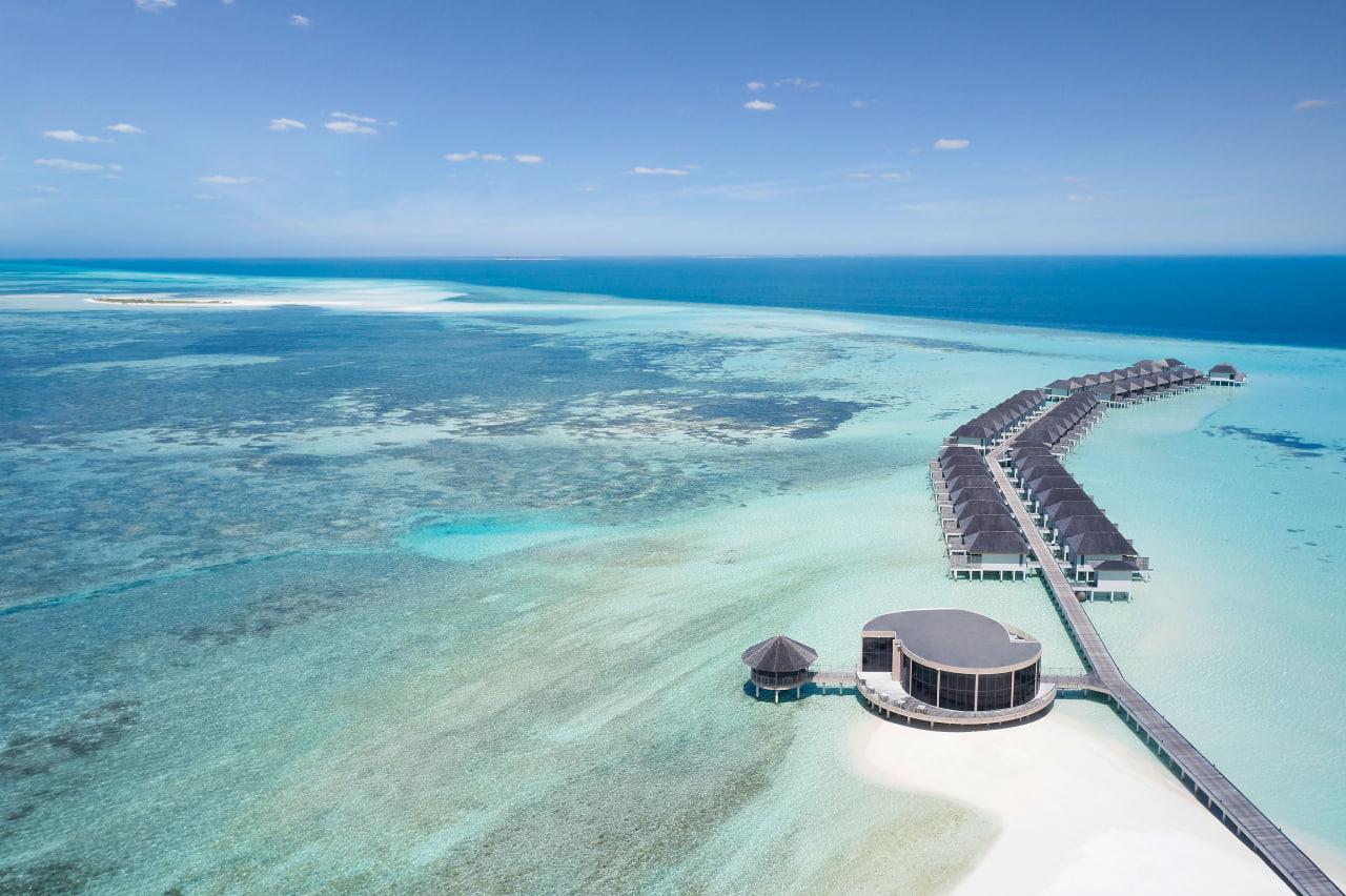 Le Meridien Maldives Resort & Spa. Фото 3