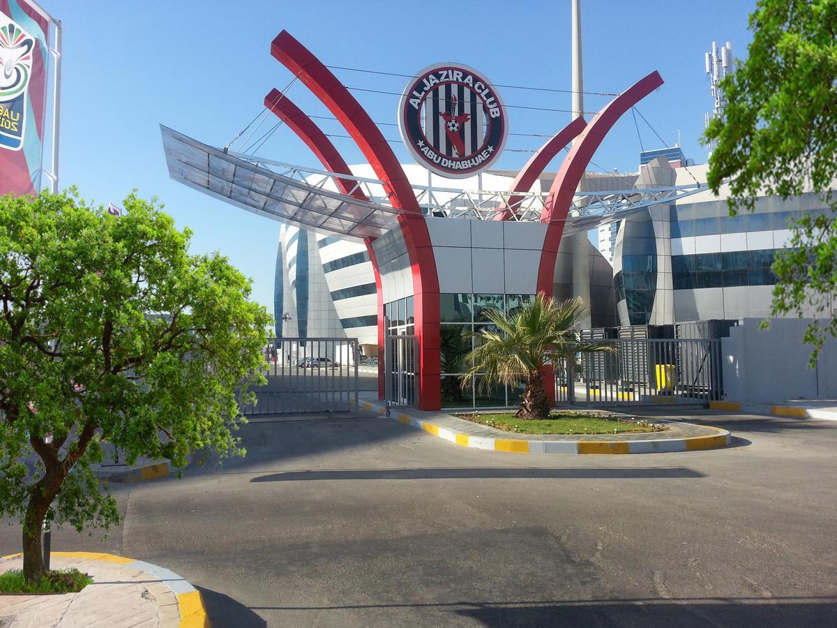 Al Jazira Club Hotel. Фото 1