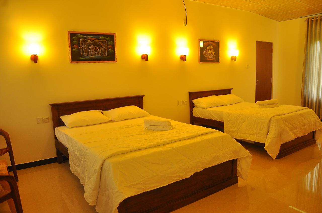 Ritz Gate Kalutara. Фото 3
