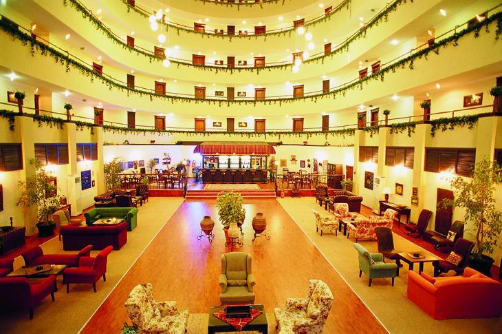 Royal Garden Suite. Фото 4