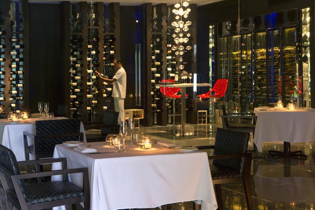 Velassaru Maldives. Фото 3