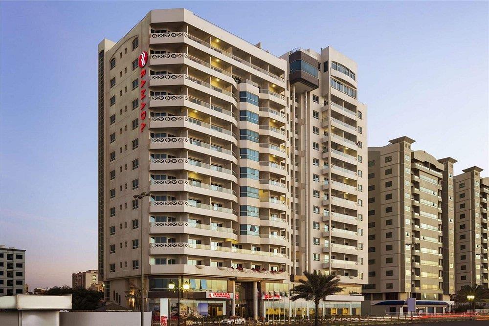 Ramada by Wyndham Beach Hotel Ajman. Фото 1