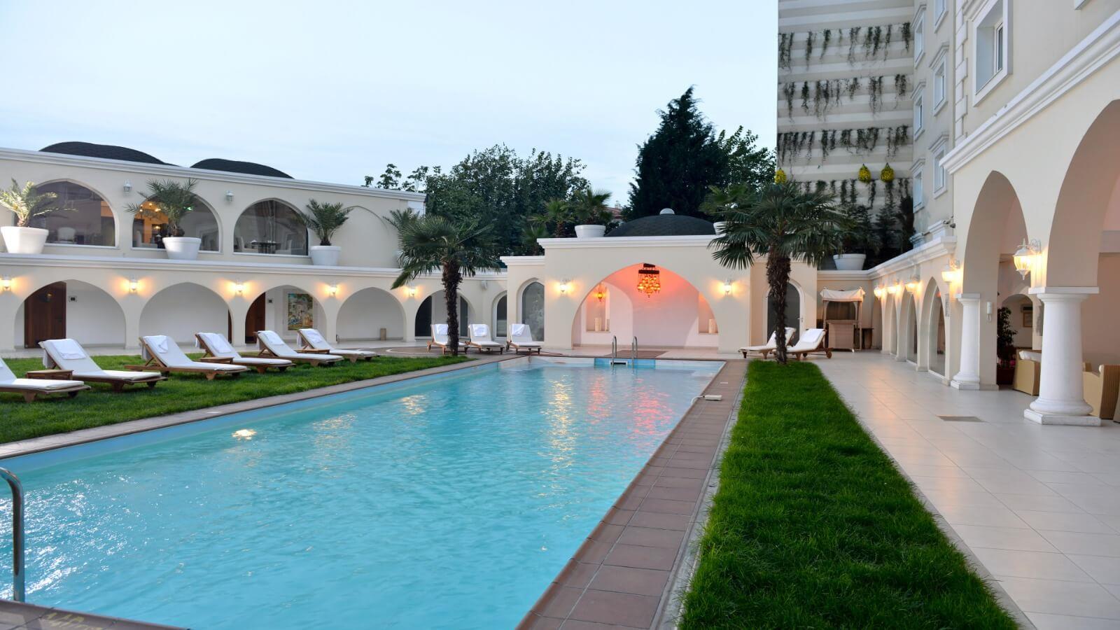 Holiday Inn Istanbul City. Фото 1