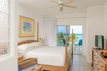 The Reef Beach Resort, East End, Grand Cayman. Фото 2